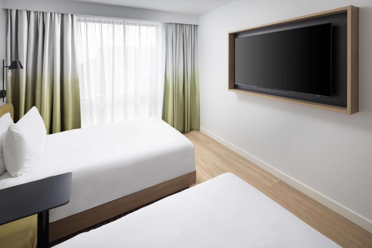 Hampton By Hilton Rochdale Exterior foto